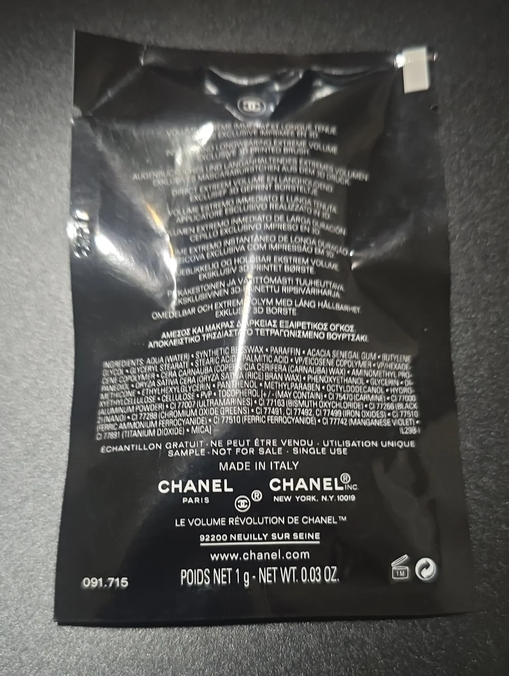 CHANEL discontinued le